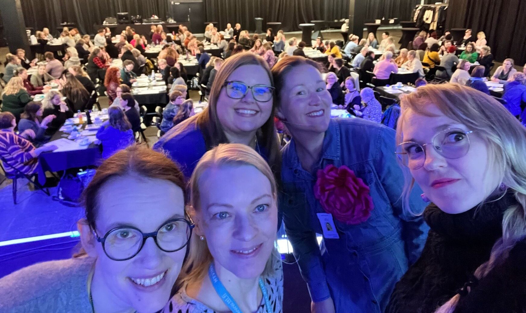 Kuvassa PEPPI-hankkeen kouluttajaporukka ensimmäisessä live-koulutuspäivässä